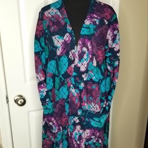 Medium LuLaRoe Sarah Cardigan